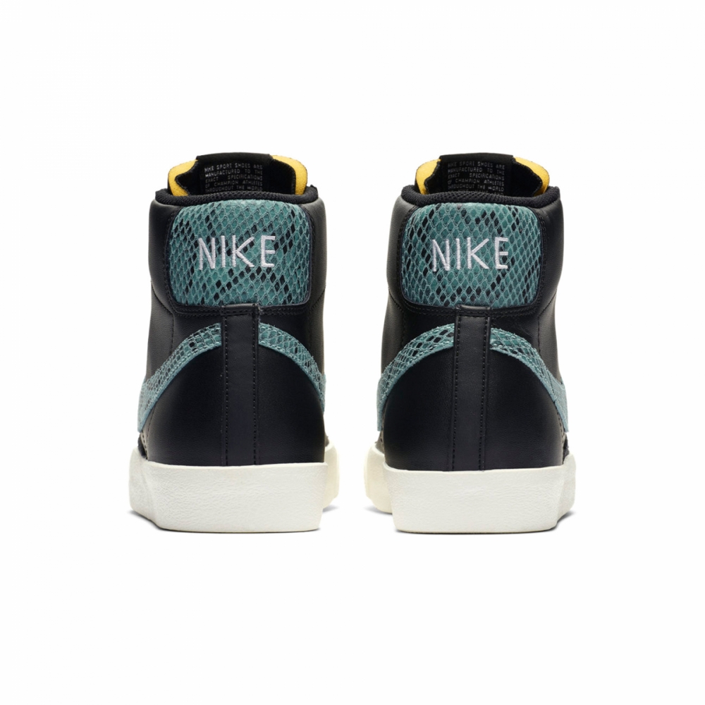 Nike blazer top 77 snakeskin
