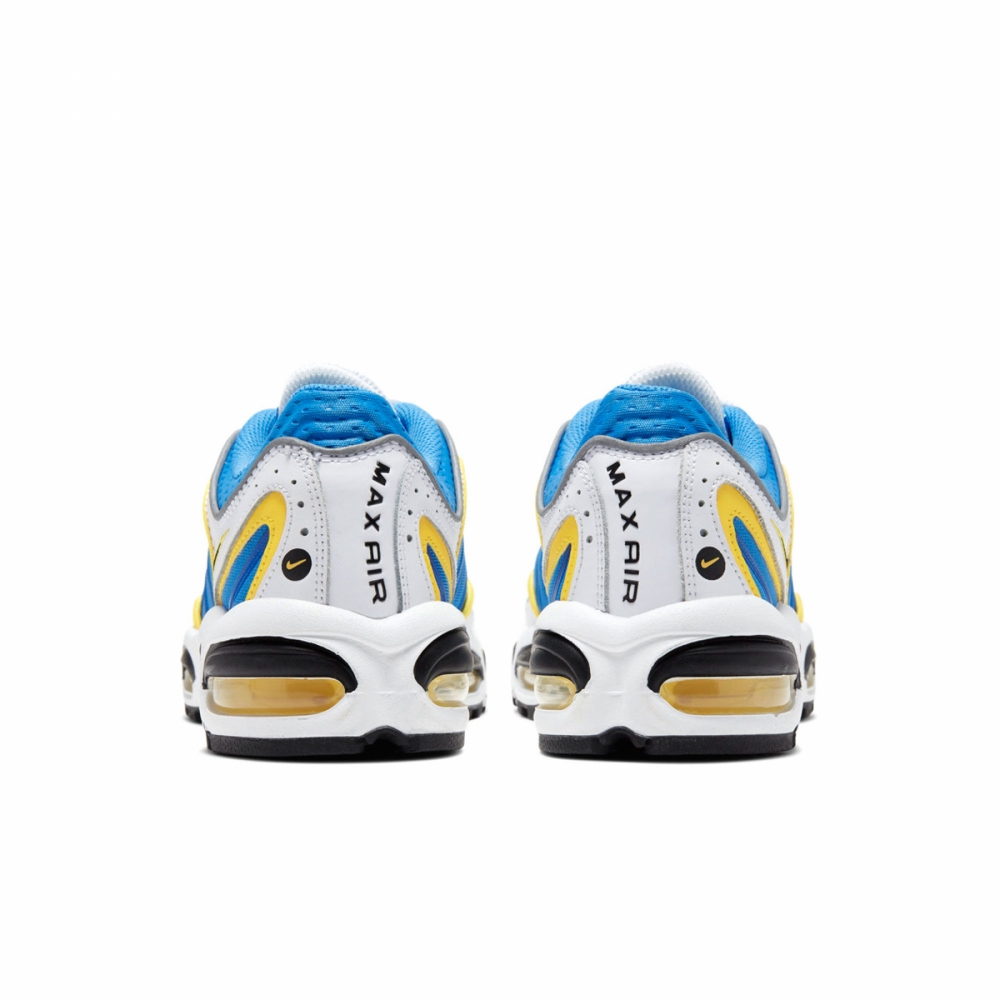 Nike id top tailwind
