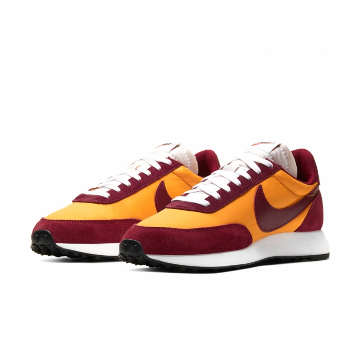 Nike air max 79 gold on sale