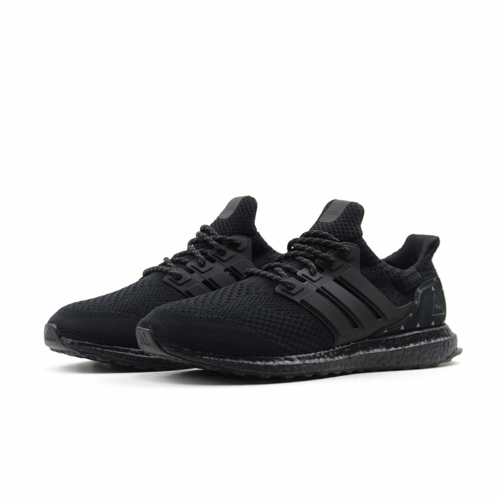 Pharrell hotsell adidas black