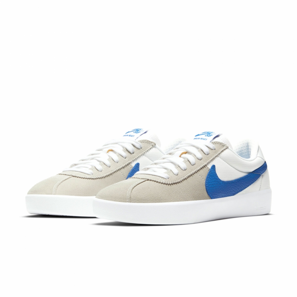 Low top nike bruins deals