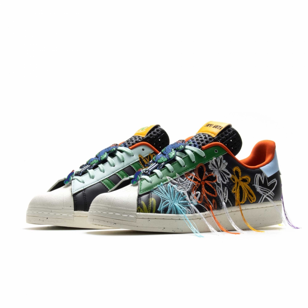 Adidas superstar hotsell sean wotherspoon