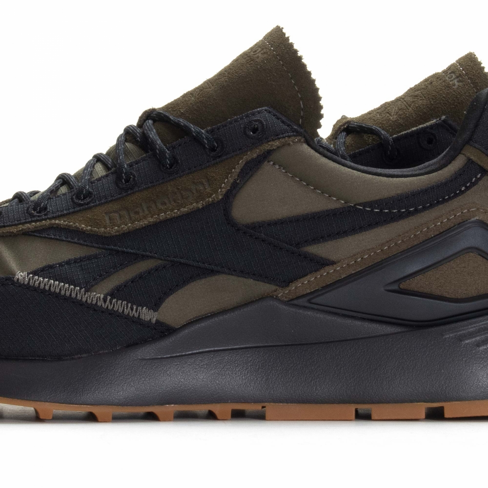 Army green reebok classics 2025