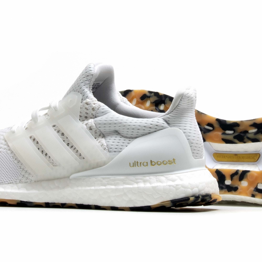 Ultra boost white new new arrivals