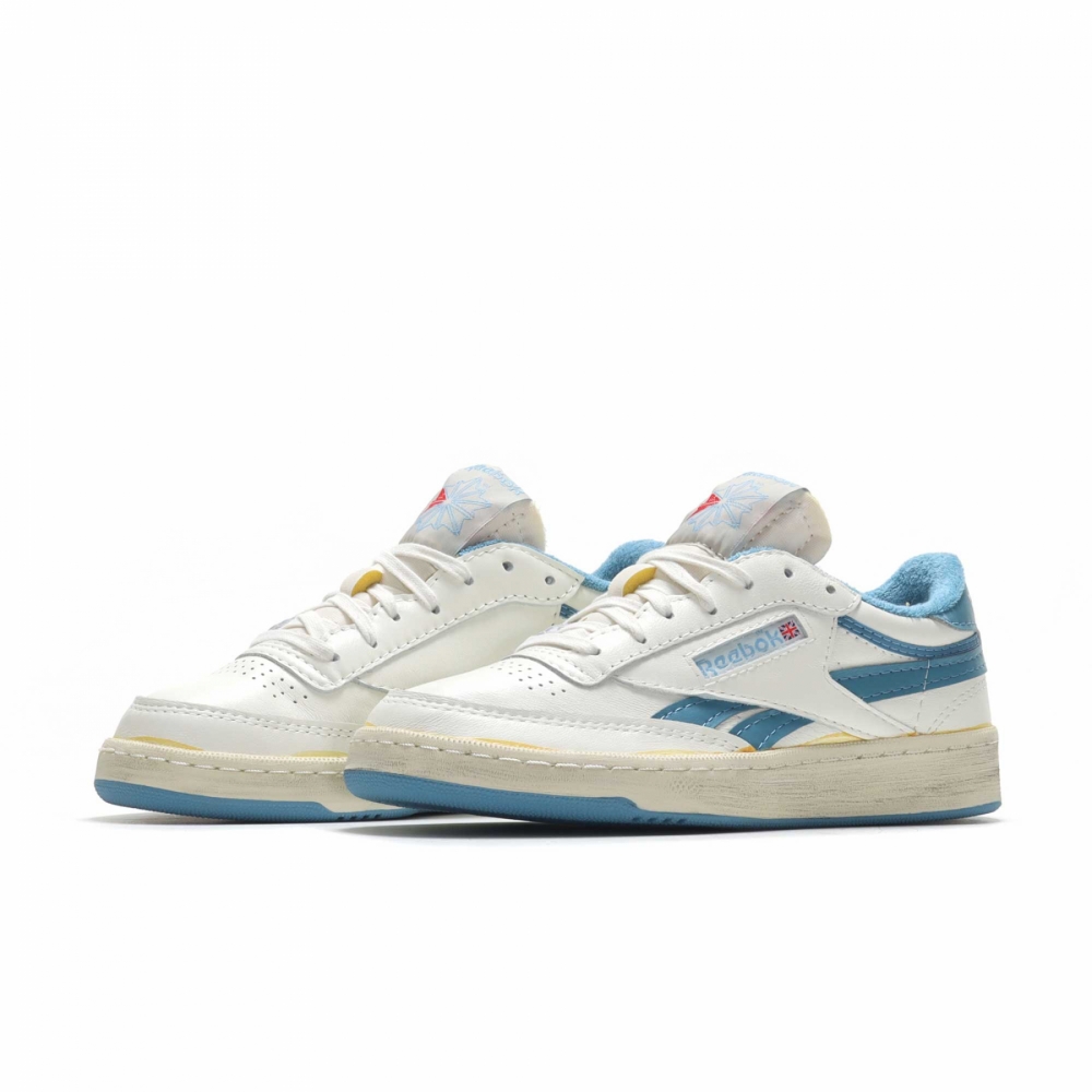 Reebok club v store