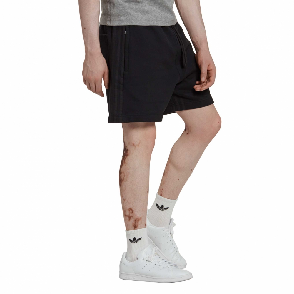 adidas Blue Version Essential Shorts Black HM5118 OUTBACK Sylt