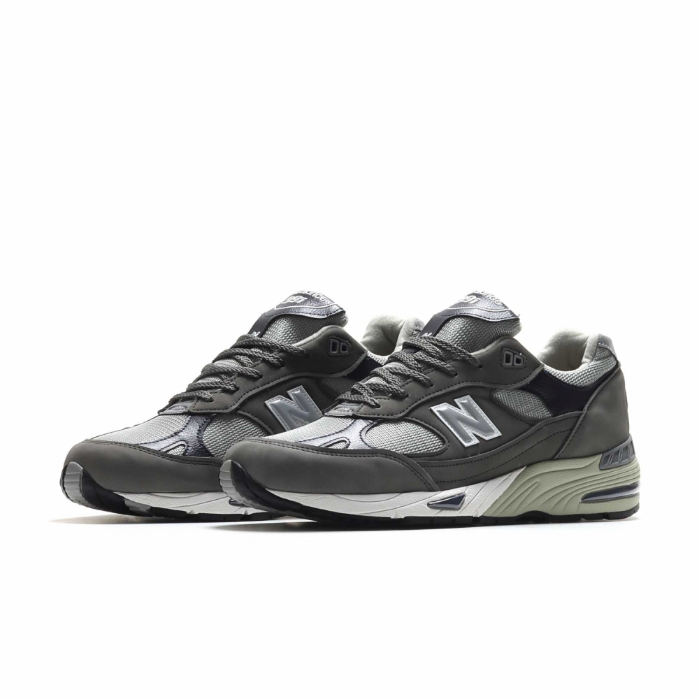 New balance sale new arrivals uk