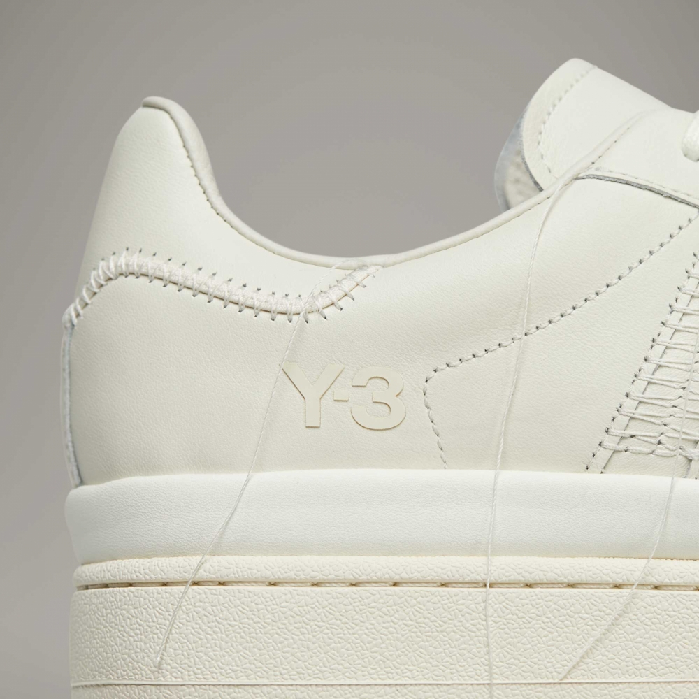 Y3 low top store