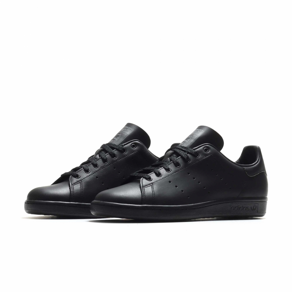 Stan smith all black price discount
