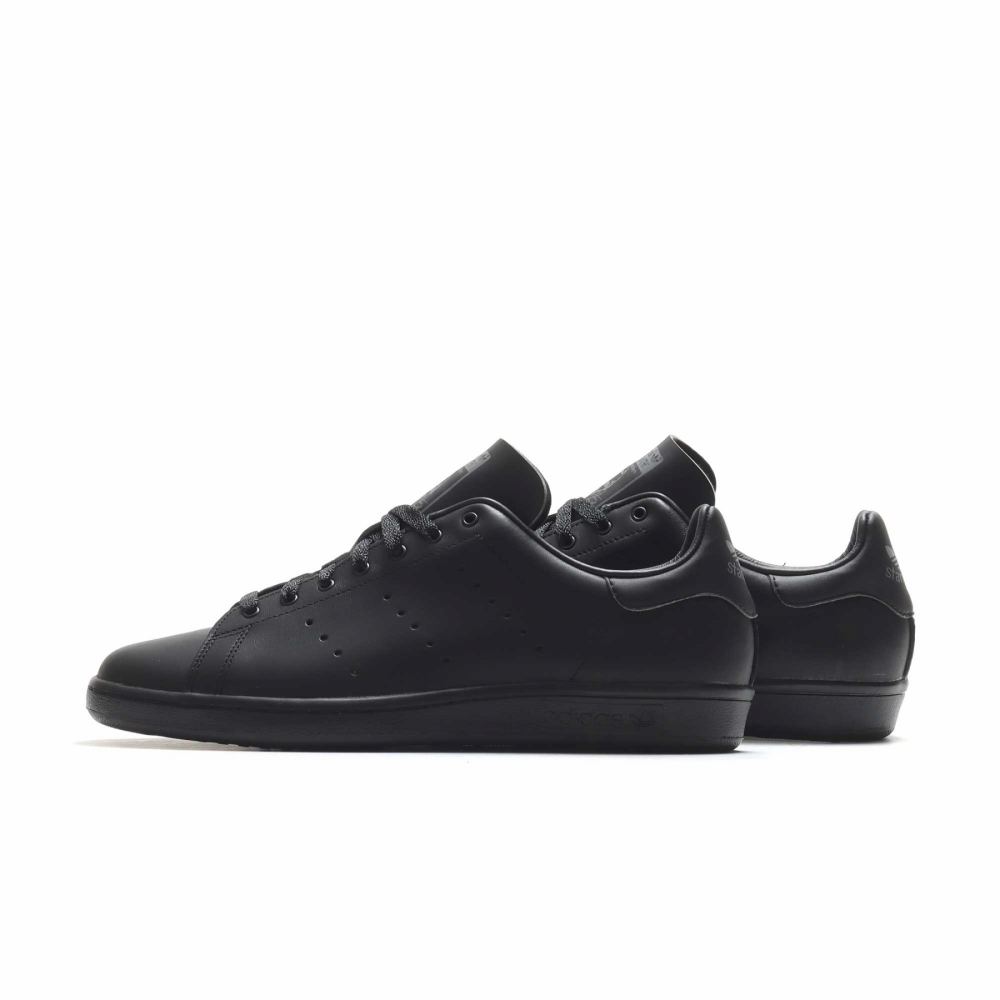 Black leather adidas stan smith outlet