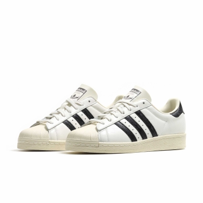 Adidas 400€ 2025
