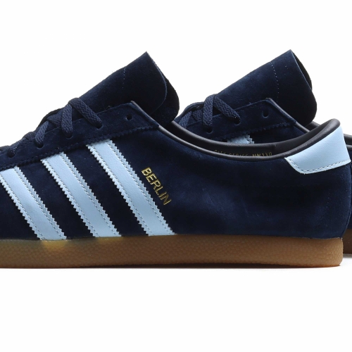 Adidas sales hamburg berlin