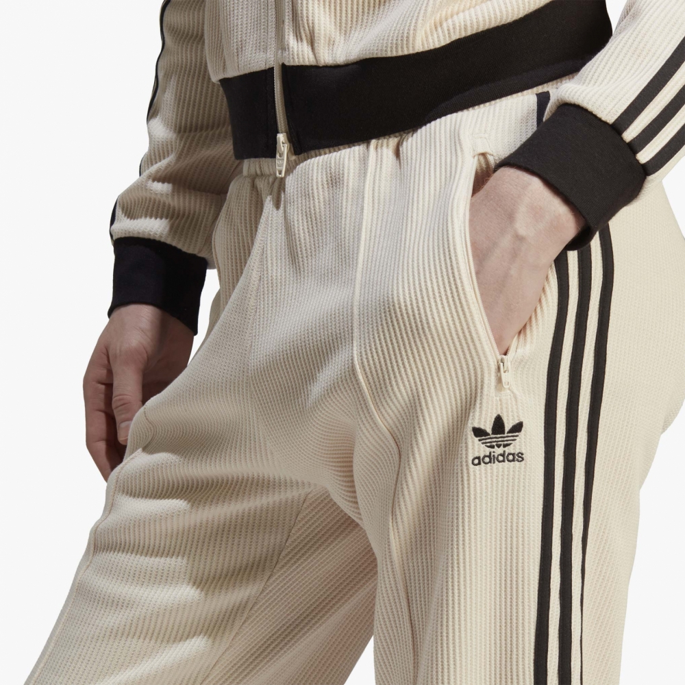 Raffinaderij dichtheid militie adidas Waffle Beckenbauer Track Pants - Wonder White - HR3308 | OUTBACK Sylt