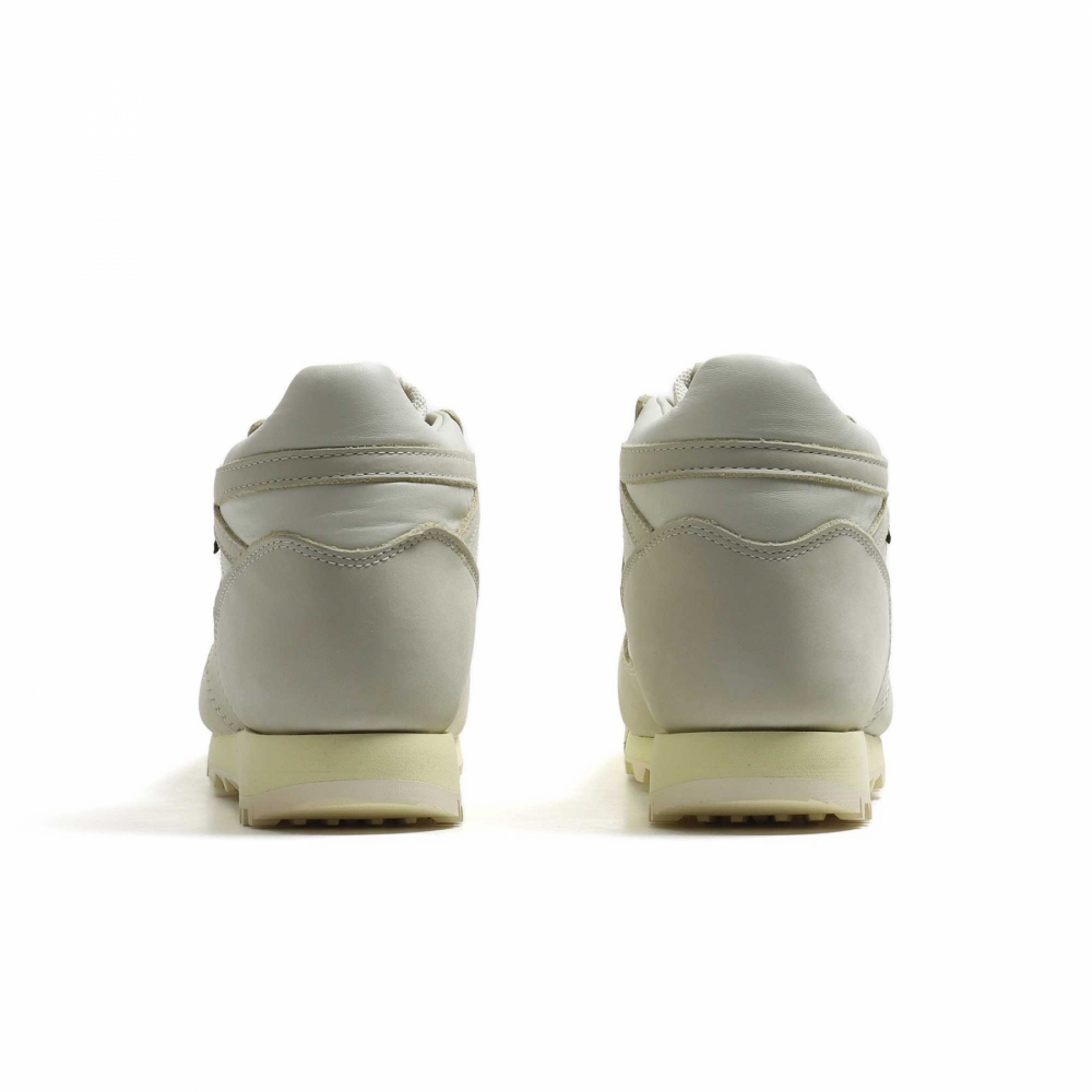 New Balance Rainier URAINXAN Turtledove Gore Tex URAINXAN