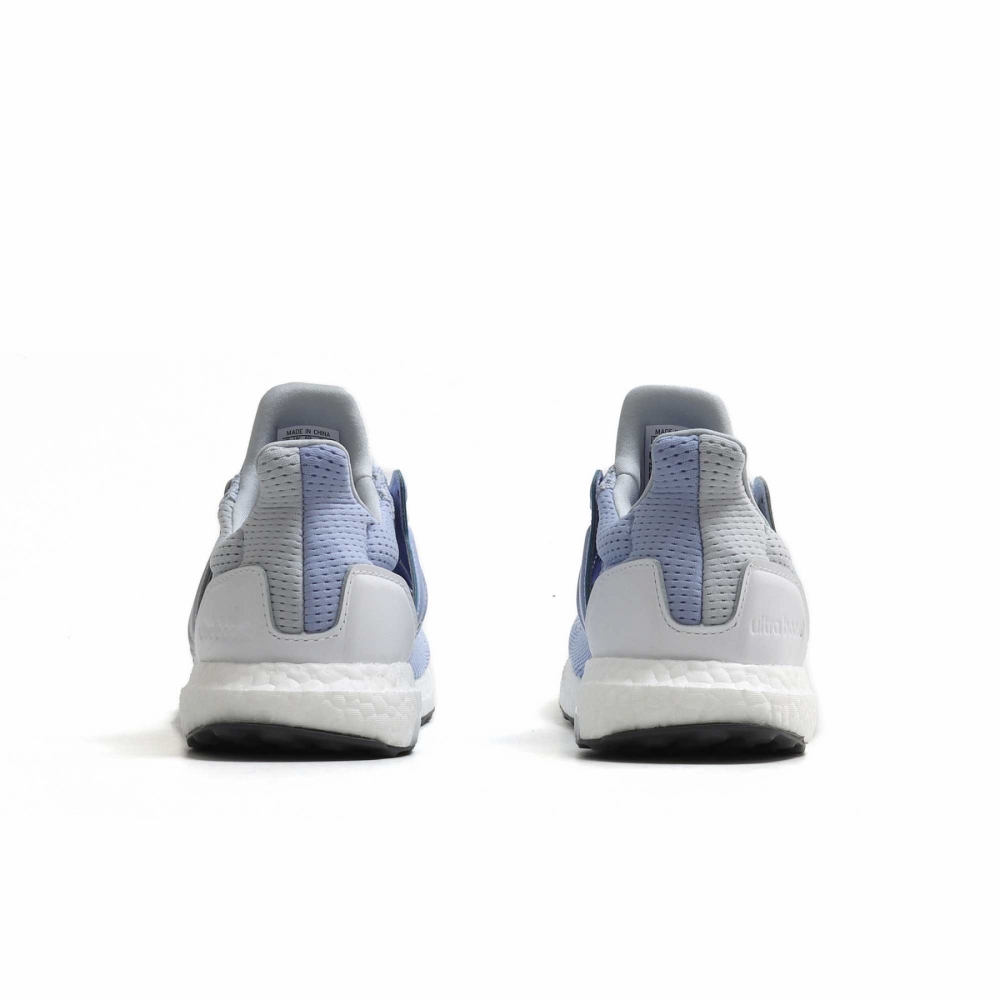 Adidas ultra clearance boost icy blue