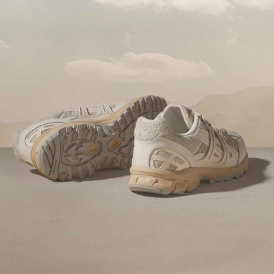 Asics future hot sale