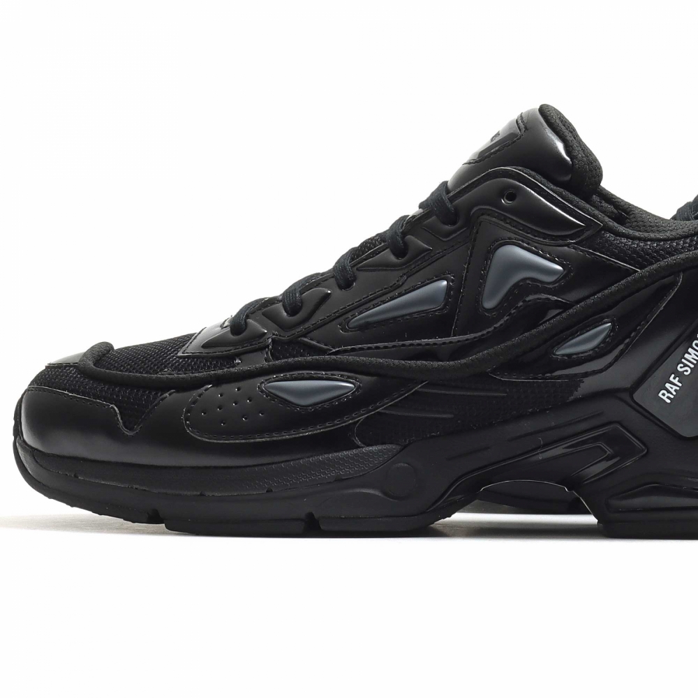 Raf Simons Pharaxus Black HR830001S 0370 OUTBACK Sylt