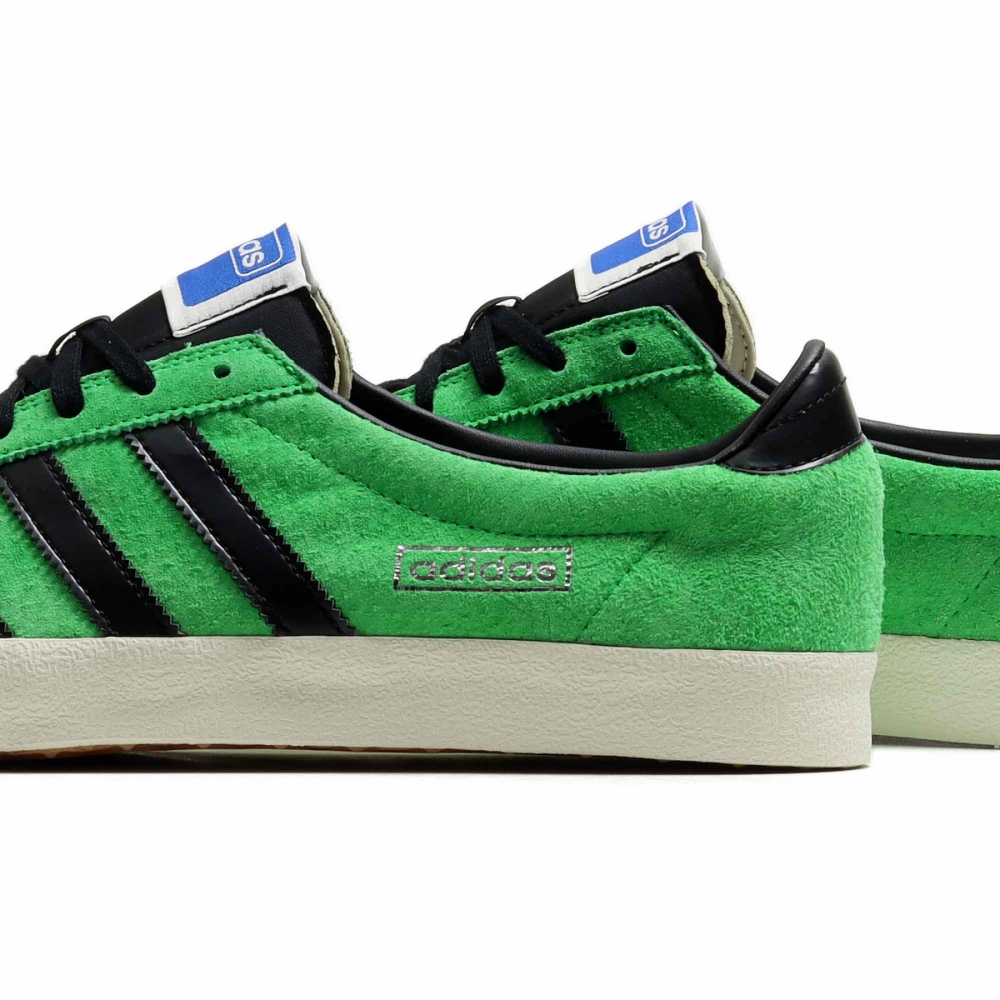 Adidas shoes discount dark green