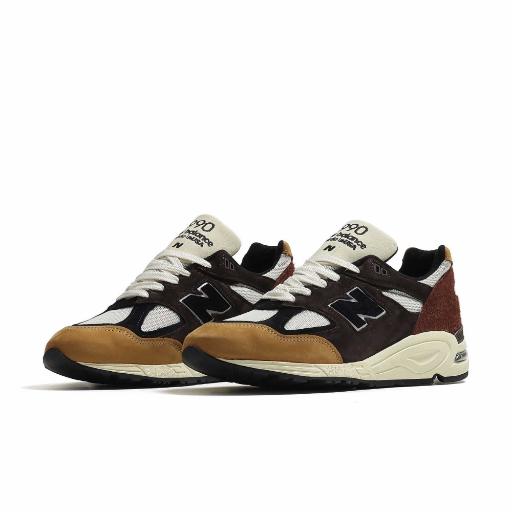 Black and deals brown new balance
