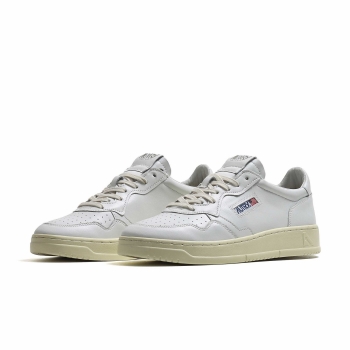 Autry - WMNS Medalist Low - White / White