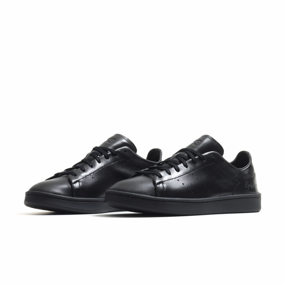 Triple white best sale stan smith mens