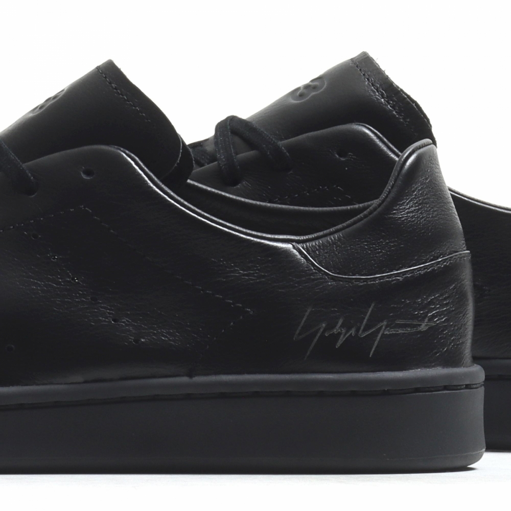 Stan smith on sale triple black