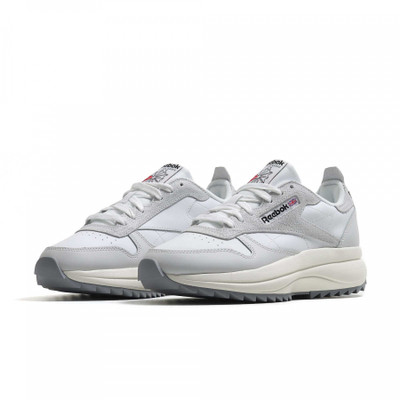 Out Cb Reebok Reebok W Classic Leather SP Extra - White - HQ7189 | OUTBACK Sylt